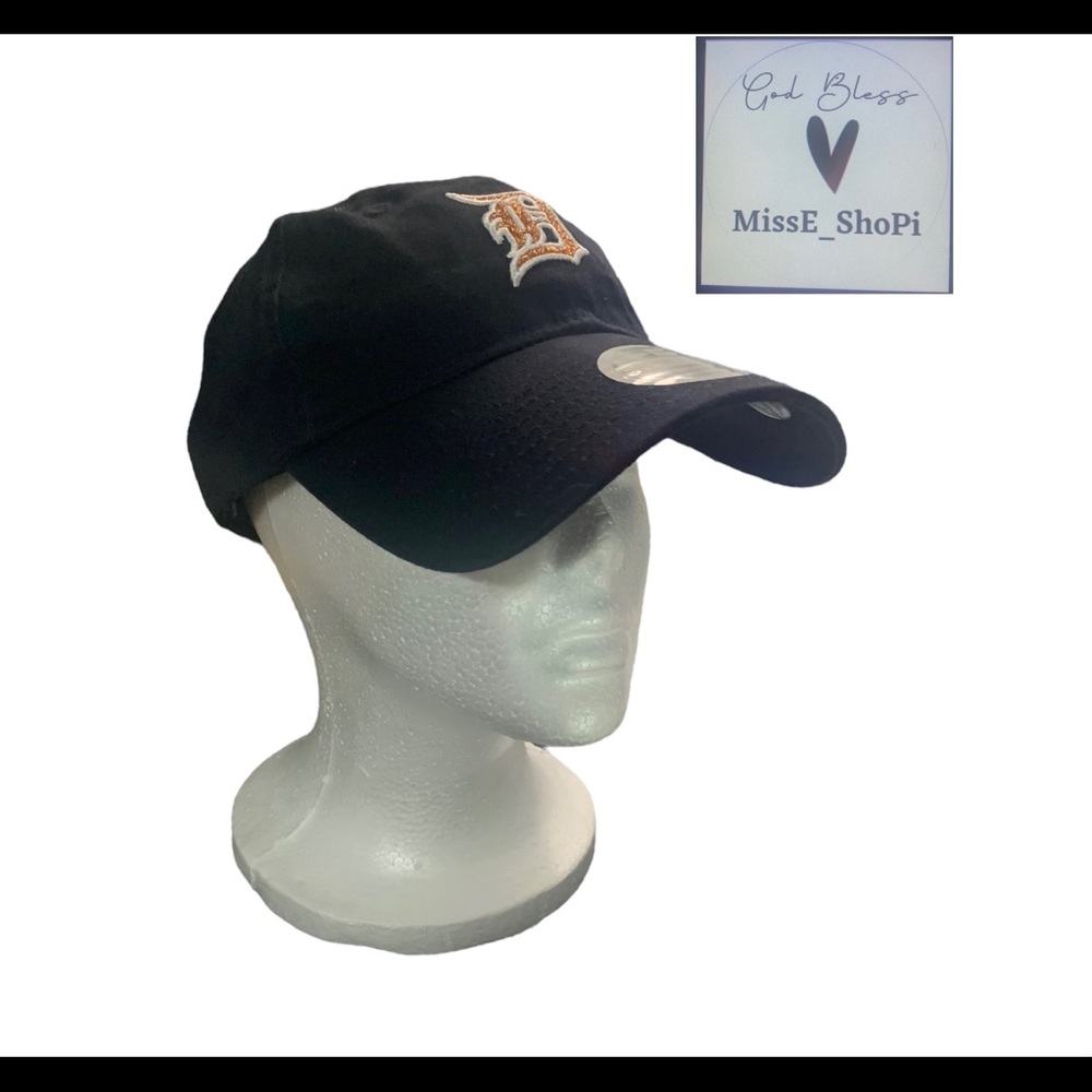 NWT! Detroit Tigers New Era Women's Team Glisten 9TWENTY Adjustable Hat SKU:QHat